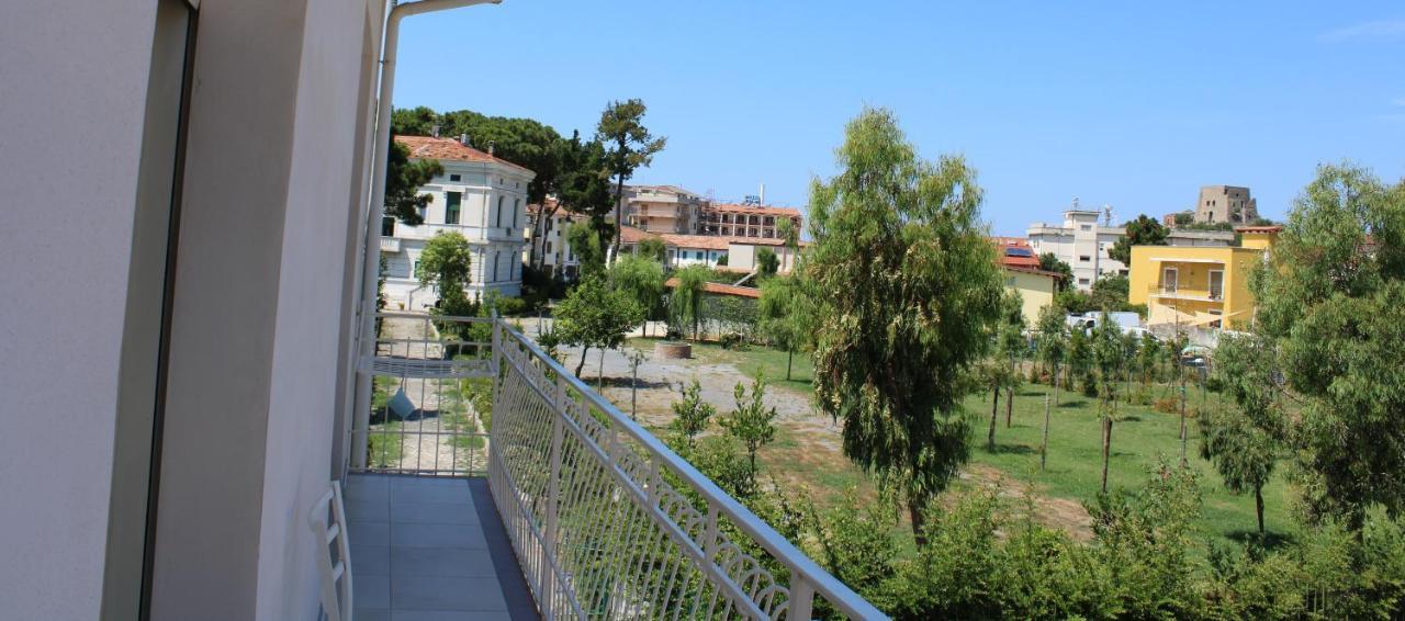 Afrodite Otel Scalea Dış mekan fotoğraf
